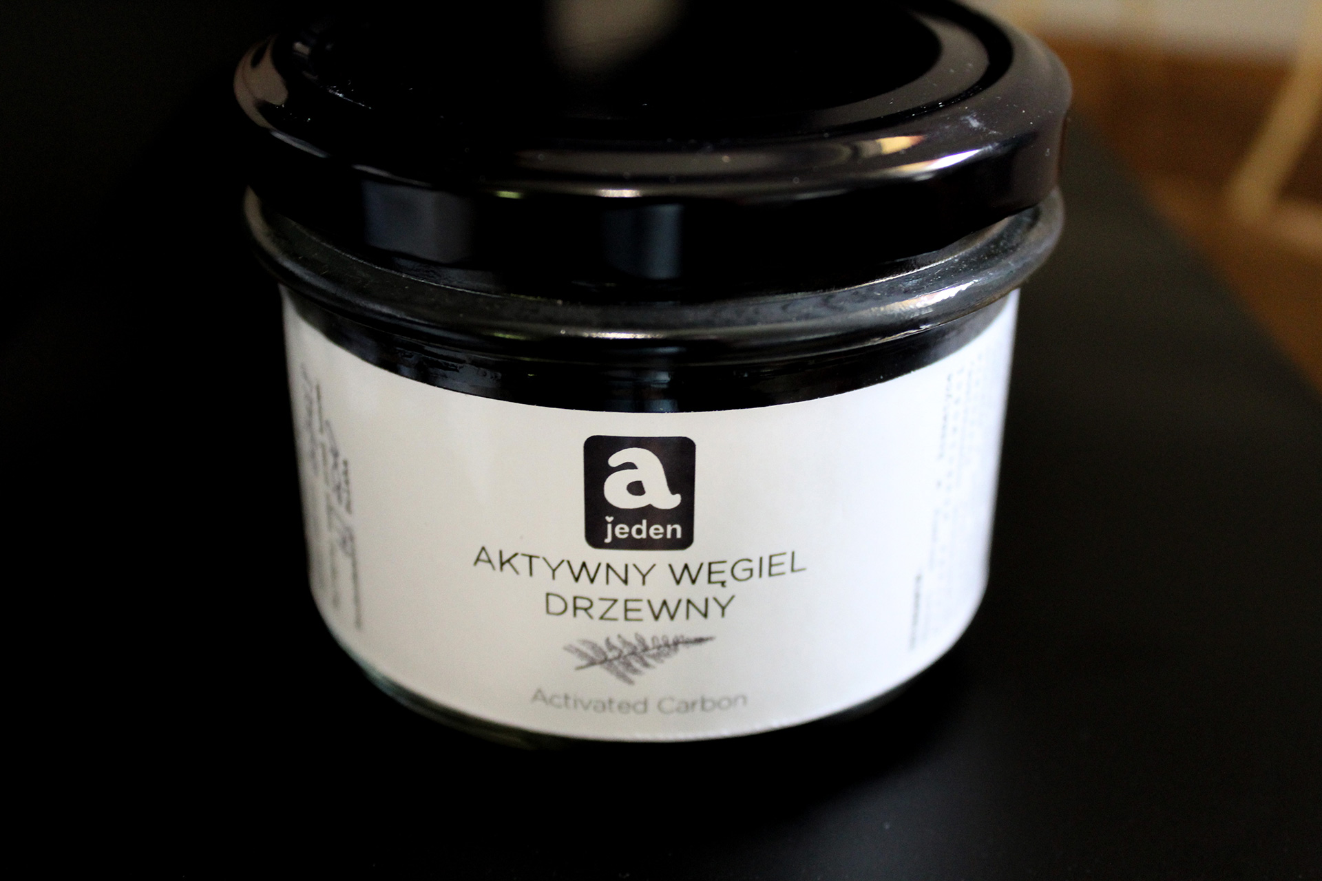 Aktywny węgiel drzewny - Ajeden