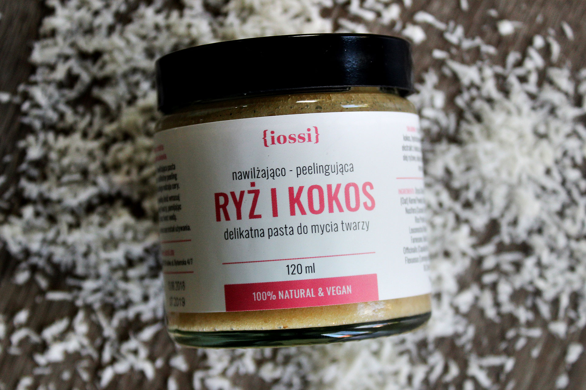 Delikatna pasta do mycia twarzy Ryż i Kokos Iossi