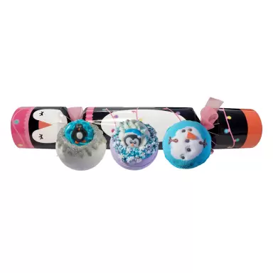 Zestaw upominkowy w kształcie cukierka Festive Penguin | Bomb Cosmetics